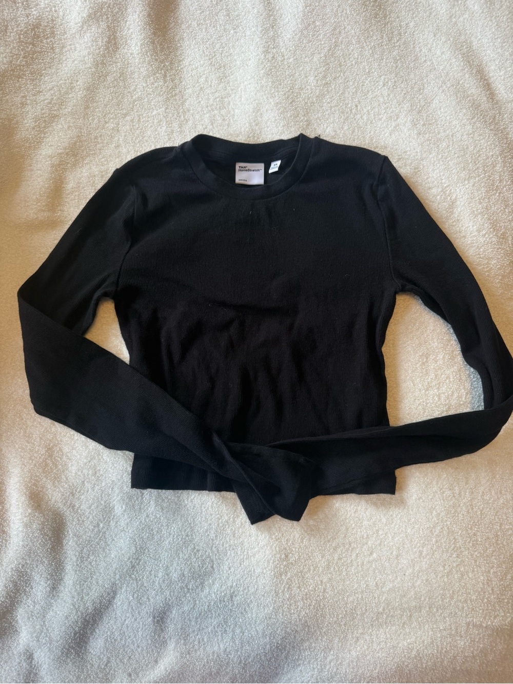 Aritzia Black Long-Sleeve Crewneck Top